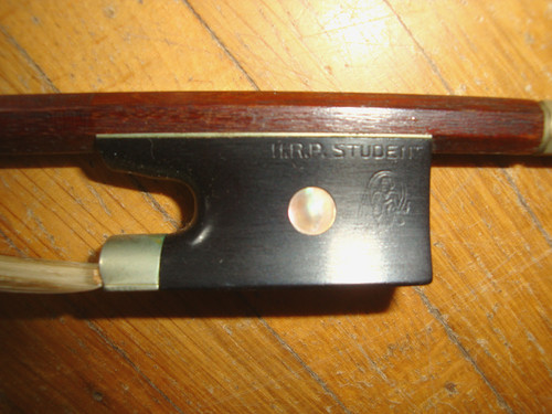 Geigenbogen h r - "h.r.p., (=h.r