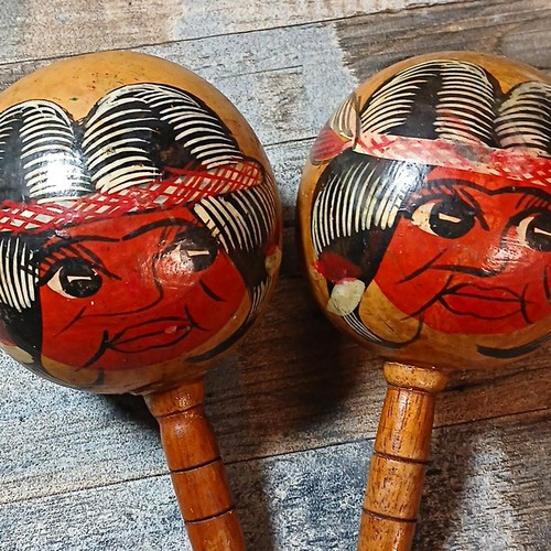 Handbemalte holz maracas - handbemalte, holz-maracas