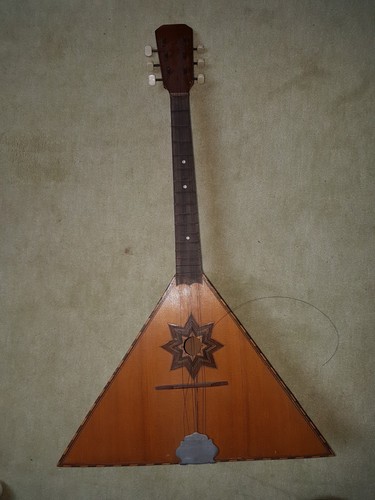 Balalaika saiteninstrument - balalaika,