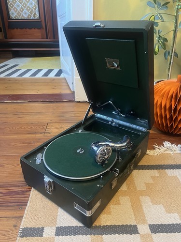 His masters voice - hmv, 102