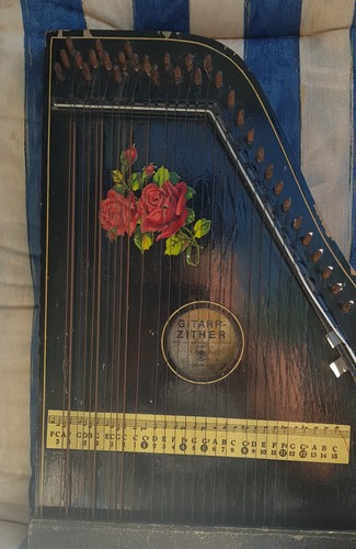 Alte zither gitarrenzither - alte,